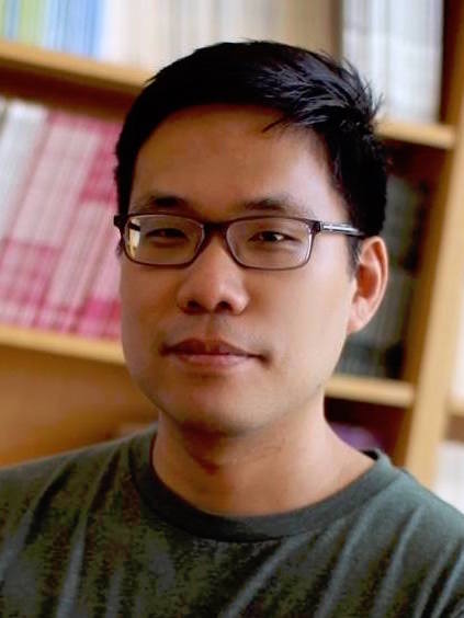 <a href="https://www.affectiveneurosciencelab.com/">Justin Minue Kim</a>
